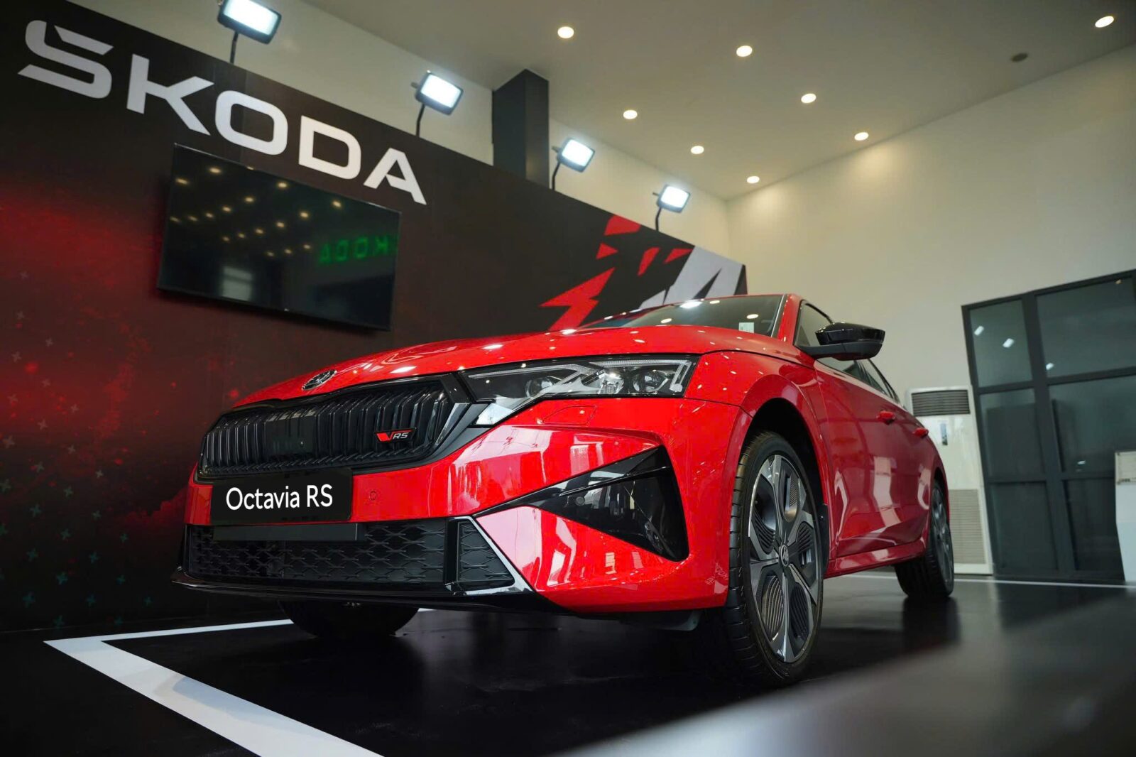 Skoda Octavia RS - Ảnh 4